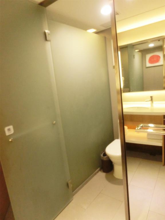 Ji Hotel Guangzhou Zhujiang New Town Room photo